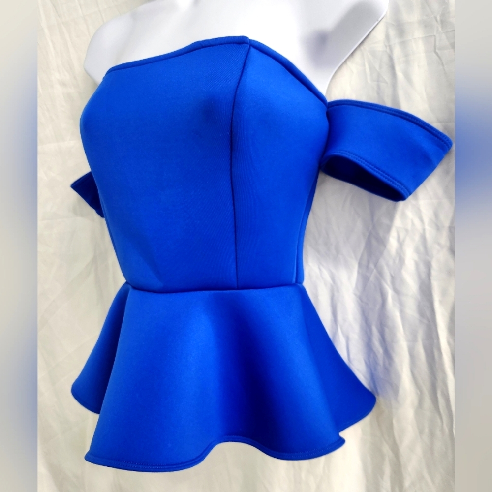 Guess Los Angeles Peplum Strapless Off Sholder Electric Blue Top NWT